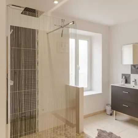 Fontaine, 4 Pieces, 6 Personnes - Fr-1-543-124 펜션 *